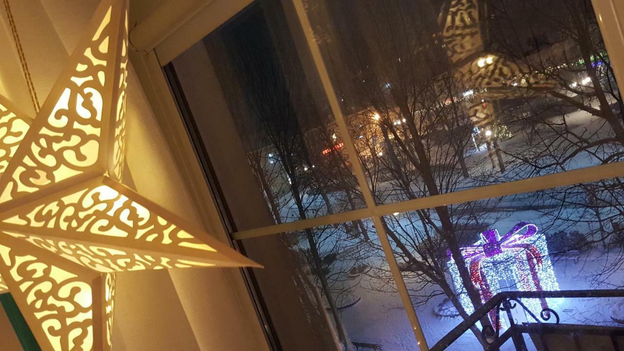 Apartament W Centrum Ustrzyki Dolne Buitenkant foto